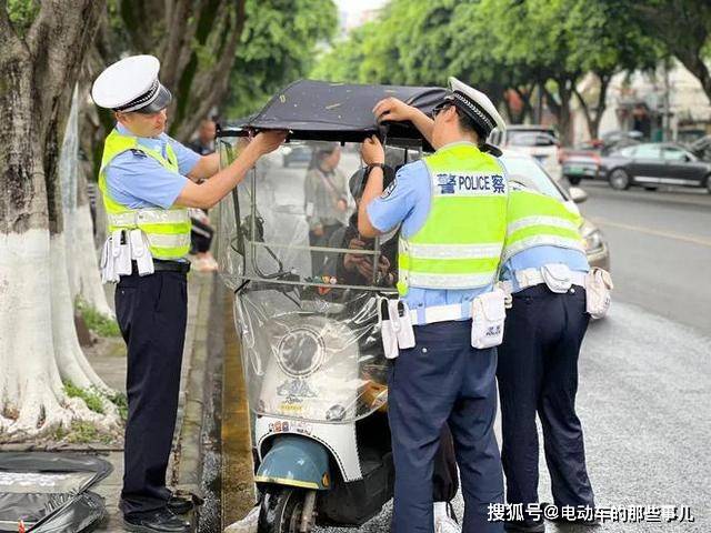 车上路有“5不能”新要求别被罚了才知道m6米乐app2025年2月起执行电动(图2)