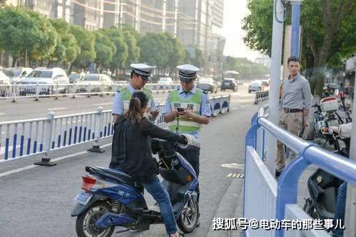 车上路有“5不能”新要求别被罚了才知道m6米乐app2025年2月起执行电动(图5)