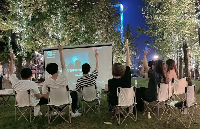 +电源+收音机+支架5合1只要100多！牛！中国制造强到如此可怕了！音箱+K歌(图11)